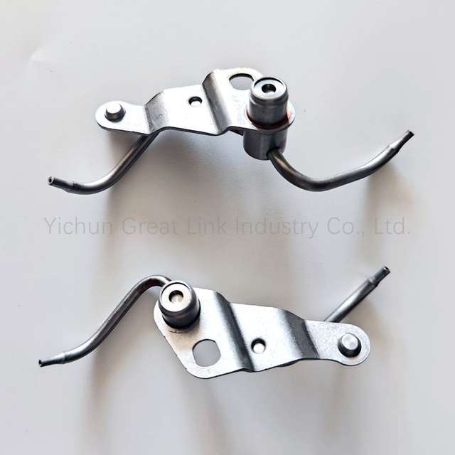 Condition New Cooling Oil Jet Piston Steel 06E103158K Oil Jet Nozzle OE Number for Audi A4 A5 A5 A6 A7 A8 Quattro