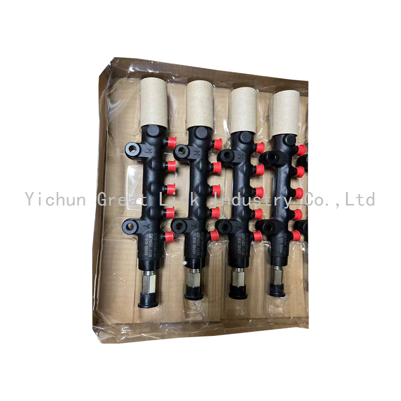 Fuel Rail (4)